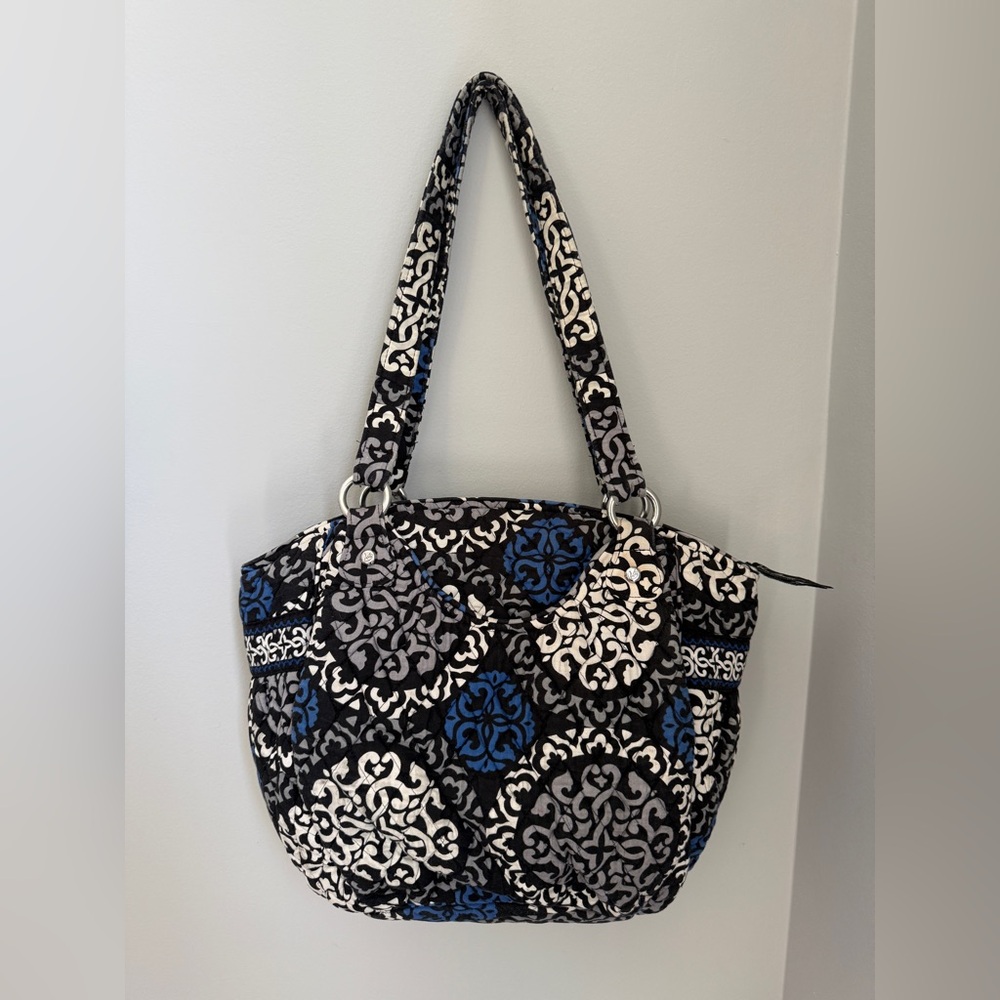 Vera Bradley “Glenna” Canterberry Cobalt Retired Pattern